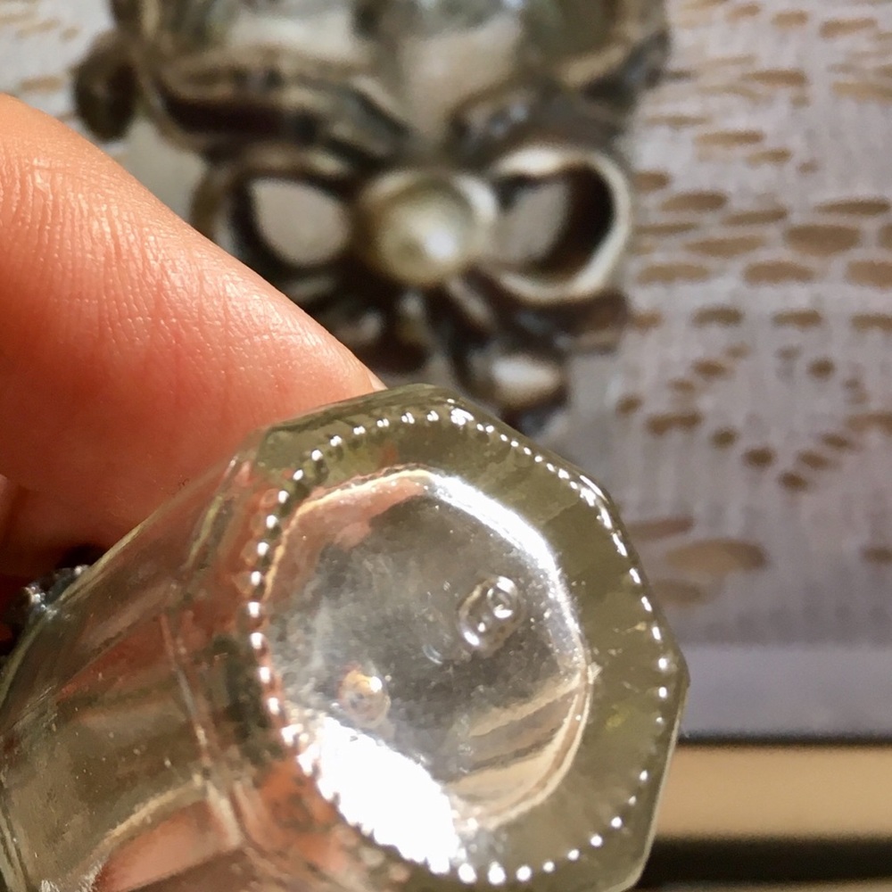Vintage French Silver/Cut Glass Mini Scent Bottles - Picture 9 of 10